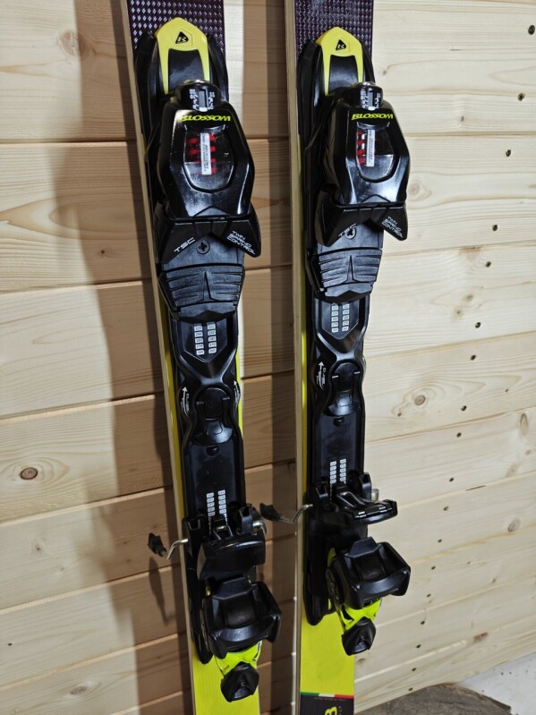 LYŽE BLOSSOM WORLD CUP RACING OVERLIMIT JR GS 168CM 